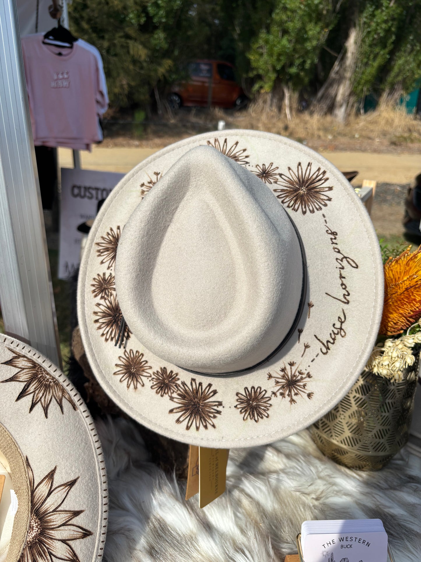 Snowy River Flower Chain Burnt Hat | Oat