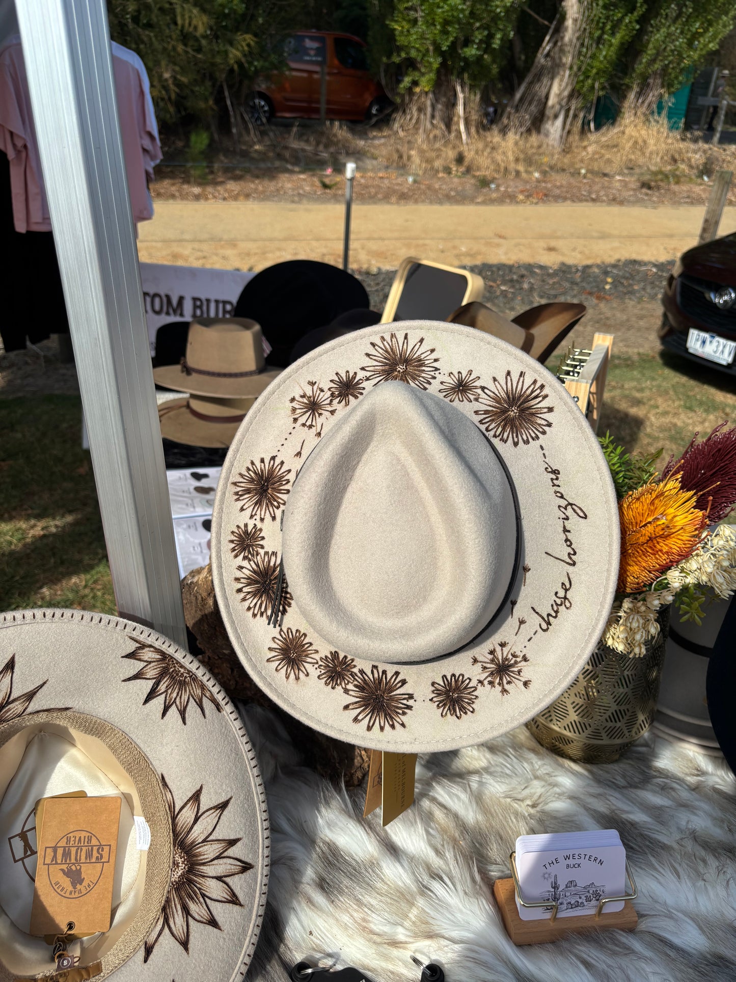 Snowy River Flower Chain Burnt Hat | Oat