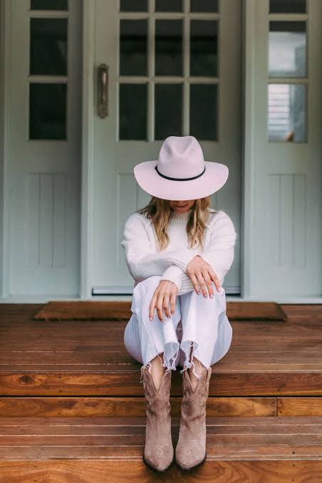 Casual Outing Avenel Fedora (Edwina) Blush
