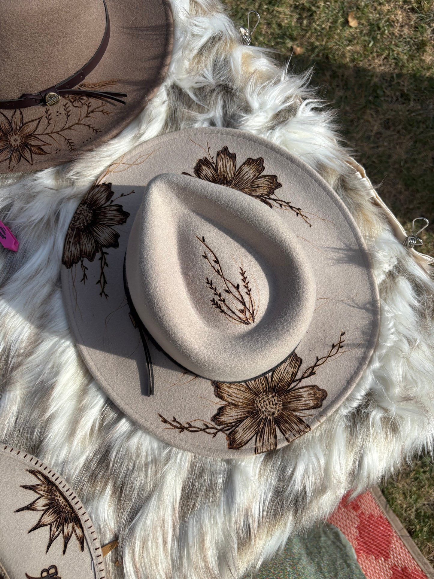 Snowy River Whispy Prim Burnt Hat | Putty