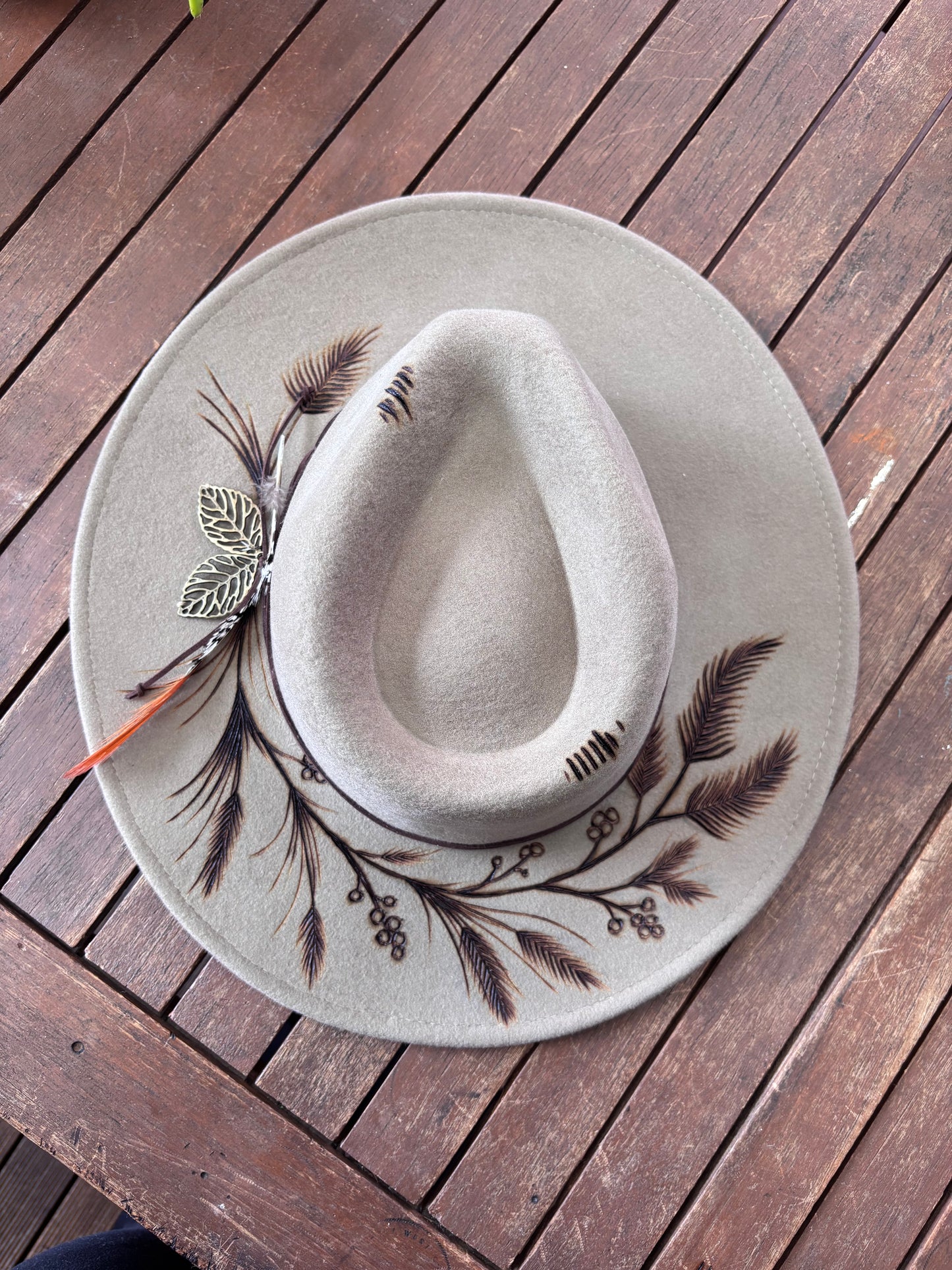 Clover Fern Burnt Hat