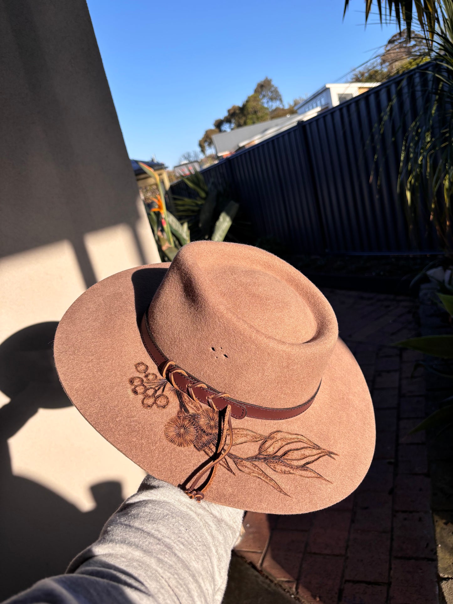 Big Australian Flora Burnt Hat | Pure Fur Felt