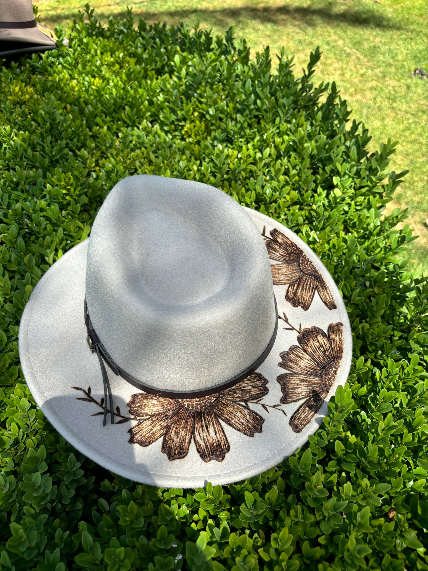 Snowy River Primrose Hat Burn | Oat